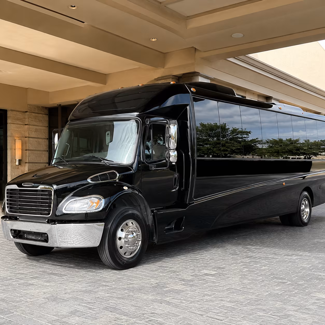 indio 30 passenger minibus