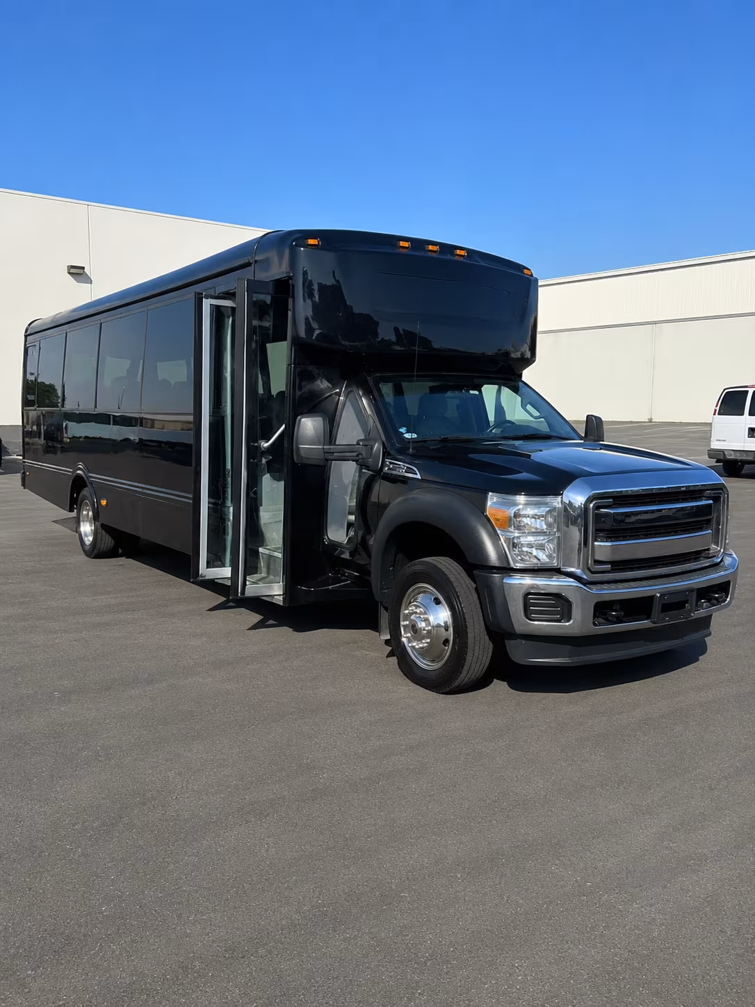 indio new years eve party bus rental